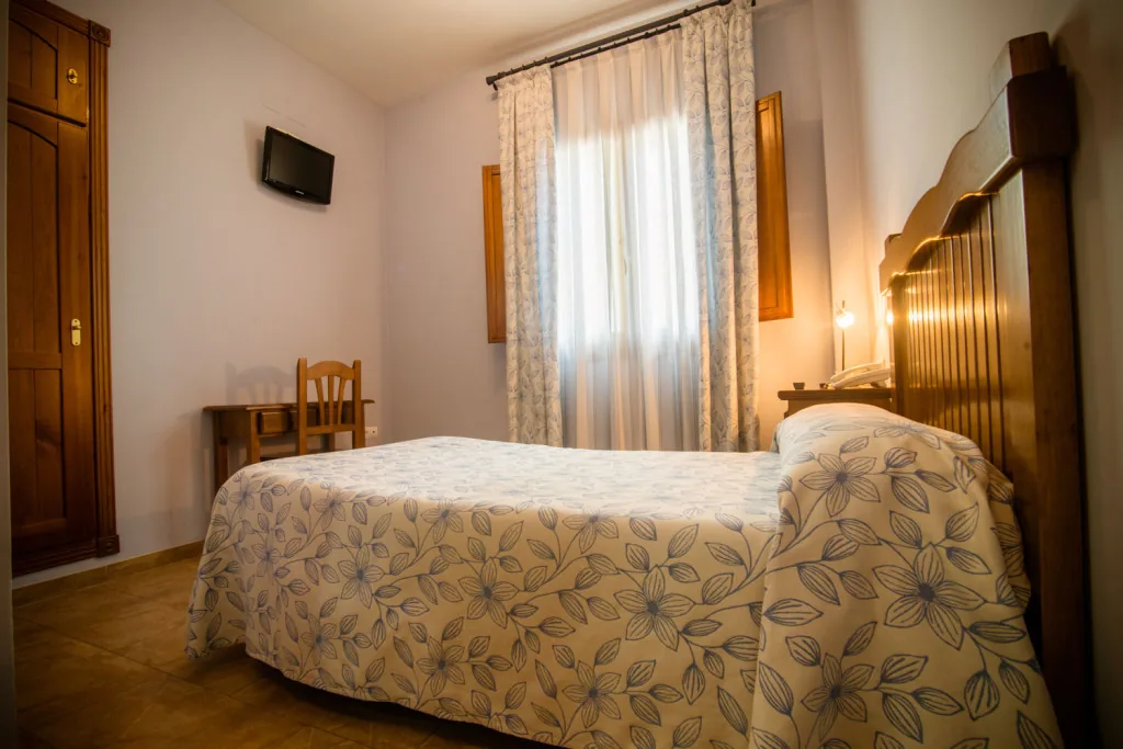 Habitación doble luminosa del Hotel Rural Miguel Ángel